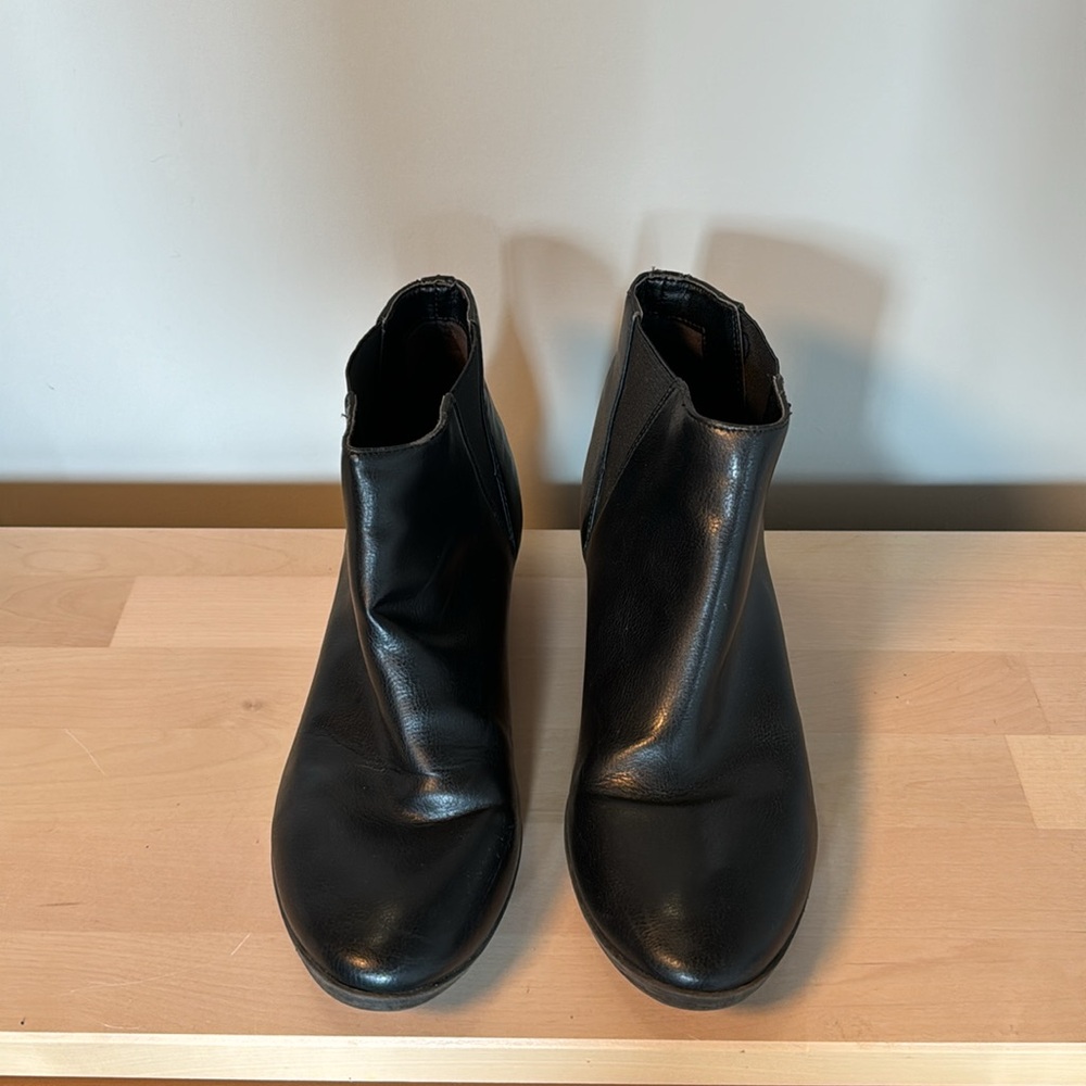 Dr.Scholls Black Size: 8 Women’s Short Boots - Picture 2 of 6